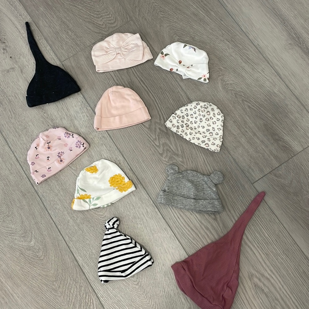 Newborn Baby Hats, NB. Varies of colors.